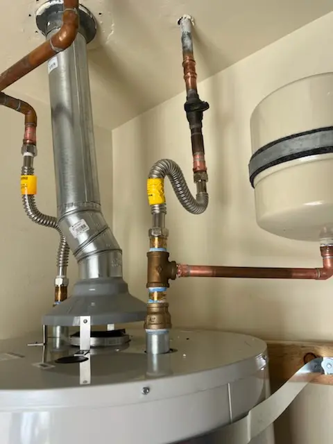 Water heater installation and plumbing repair in Fitzroy Reef at Walkabout